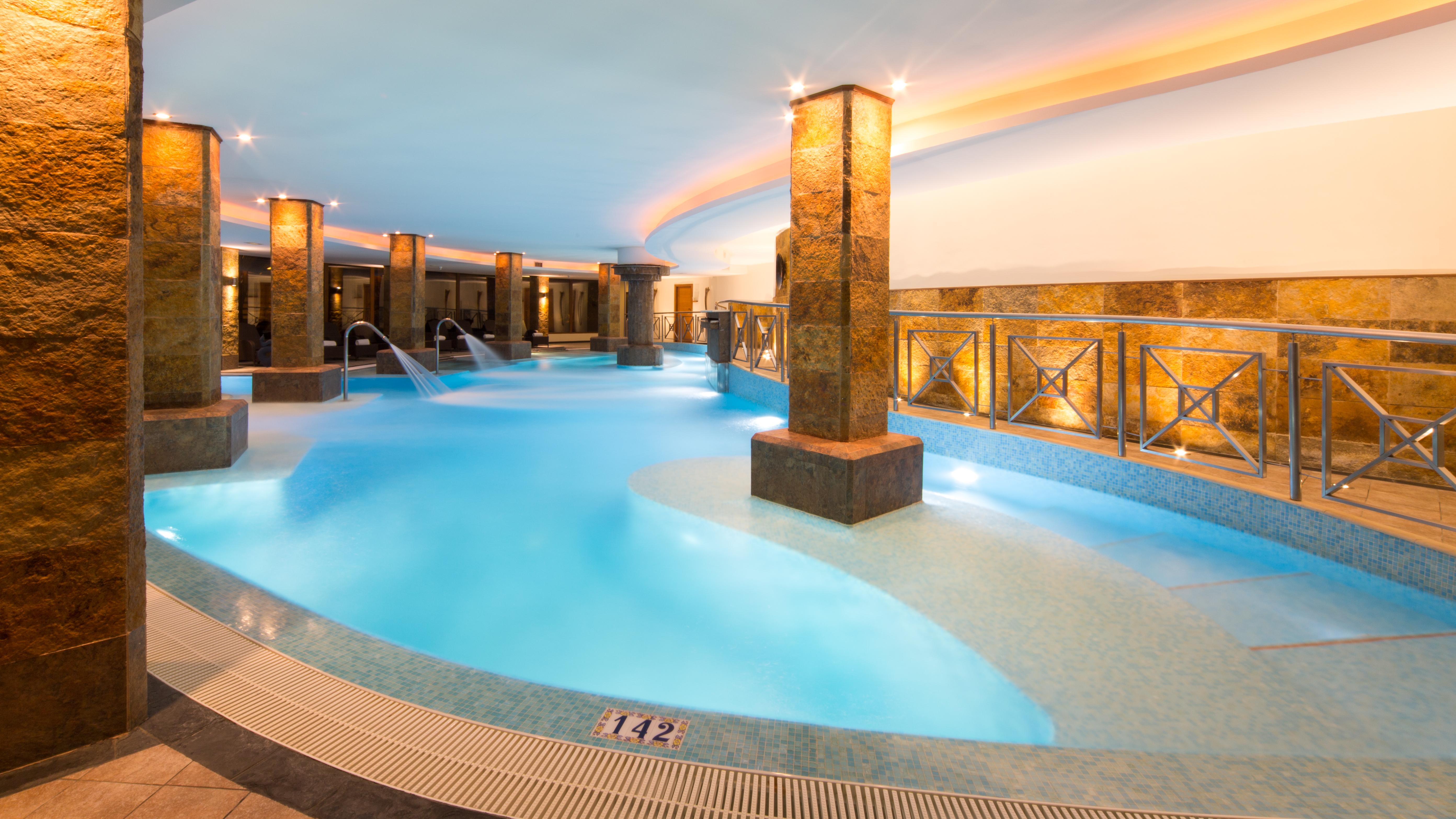 Gpro Valparaiso Palace & Spa Palma de Mallorca Exterior photo The swimming pool of the hotel